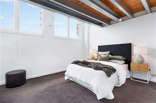 Photo 1 - Light-filled Converted Warehouse 2 Bedroom Apartment in Prahran