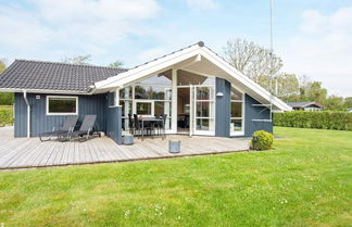 Photo 1 - 6 Person Holiday Home in Hemmet