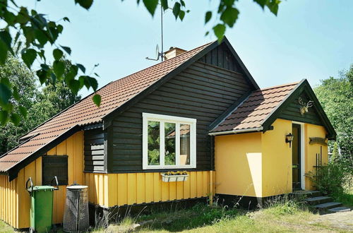 Foto 11 - Vintage Holiday Home in Nexø Bornhol near Balka Beach