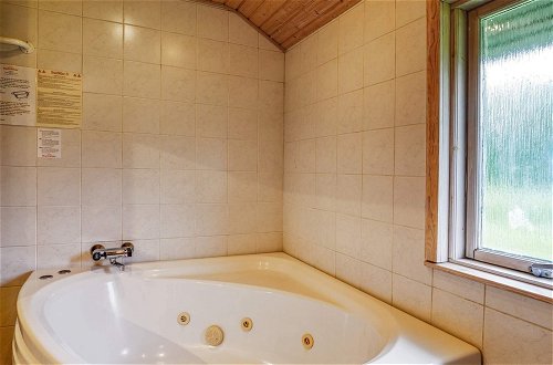 Photo 17 - Comfortable Holiday Home in Dannemare with Hot Tub