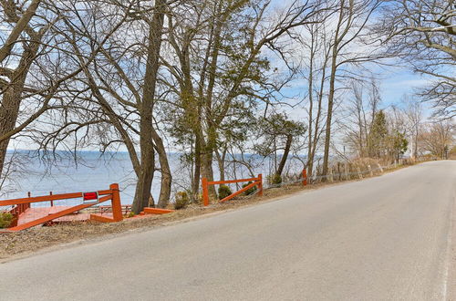 Photo 48 - QuickStay Lake Simcoe Homestyle Cottage Private Beach