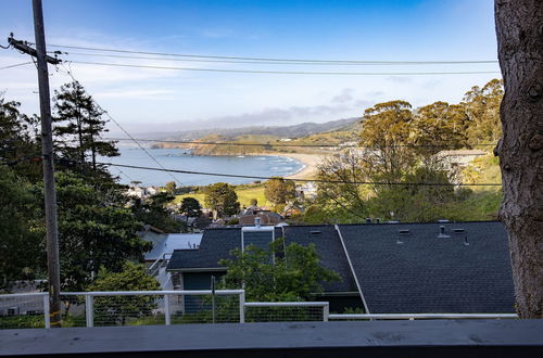 Photo 38 - Marbella Lane Pedro Point Beach House with Hot Tub