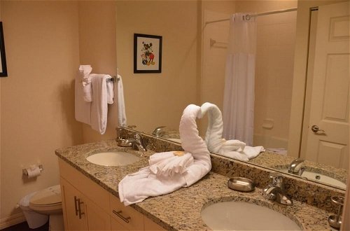 Photo 14 - Lucaya 3 Bedroom 2 Bath Townhome With Flat Screen TV