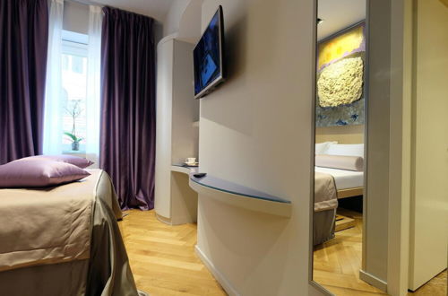 Photo 19 - Navona Rooms