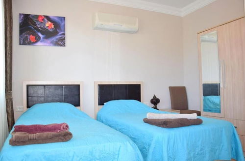 Photo 9 - Thera Apartments 22 by Turkish Lettings