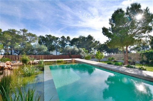 Foto 19 - Unique Modern Villa with very pool