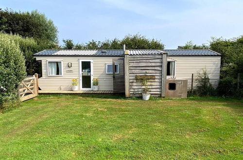 Foto 11 - Cosy, Quiet Static Caravan, Mawgan Porth, St Eval