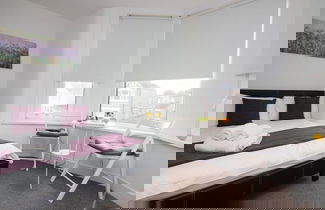 Photo 3 - Beddoe Apartments