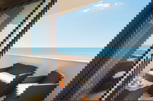 Foto 1 - Orizzonte Casesicule, Fantastic Sea View with Balcony and Big Windows, Wi-Fi