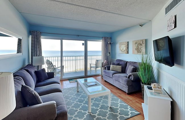 Jacksonville Beachdrifter by VTrips - Photo 35