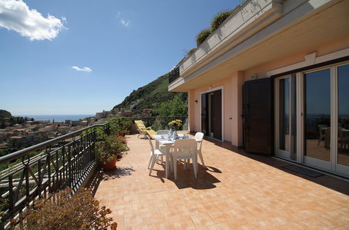 Photo 30 - Fontana Vecchia Seaview Apartment