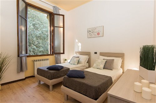 Photo 2 - Rental In Rome Rosselli Palace Deluxe 4 Apartment