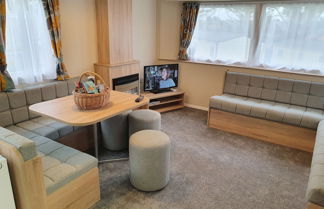 Photo 1 - 3 Bedroom Caravan, Sleeps 8, at Parkdean Newquay Holiday Park