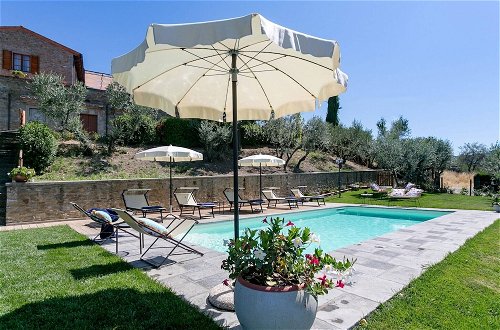 Photo 24 - Luxurious Villa in Cortona Tuscany with Hot Tub