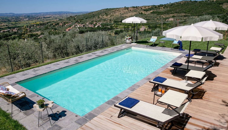 Foto 1 - Luxurious Villa in Cortona Tuscany with Hot Tub