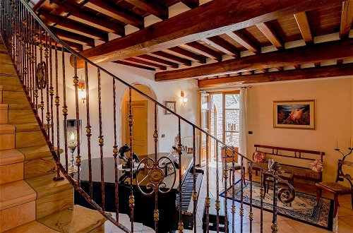 Foto 22 - Luxurious Villa in Cortona Tuscany with Hot Tub