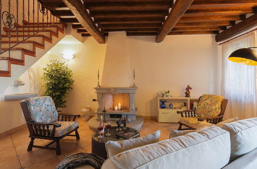 Photo 9 - Luxurious Villa in Cortona Tuscany with Hot Tub