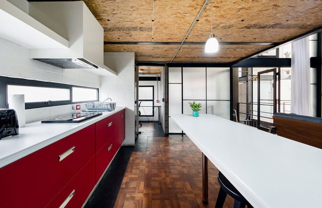 Cozy Loft with Balcony - Photo 12