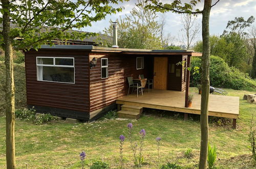 Foto 1 - Cozy and Peaceful Cabin 15 Mins From Lyme Regis