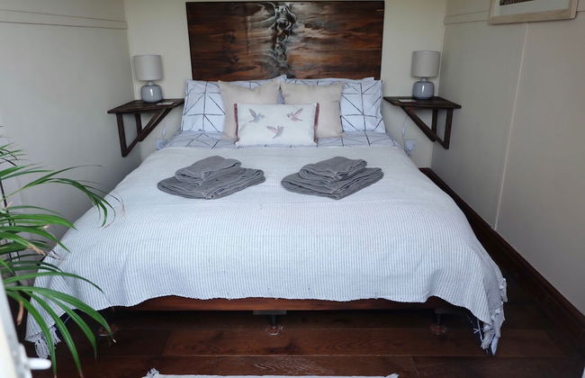 Cozy and Peaceful Cabin 15 Mins From Lyme Regis - Foto 3