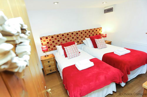 Photo 3 - Croyde Thatchers Hideaway 2 Bedrooms