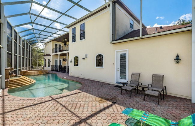 Stunning Large 7 bed Home With Private Pool, Spa, Balcony, Cinema Room, Fitness Suite and Able to see the Disney Fireworks - 467 - Foto 36