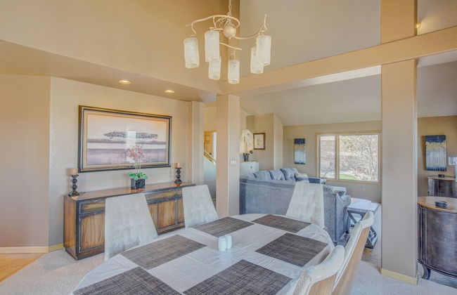 Skyway-extravagant & Luxury Views W/deck & Bar - Photo 17