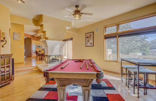 Skyway-extravagant & Luxury Views W/deck & Bar - Photo 4