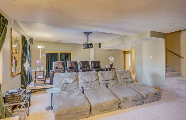 Skyway-extravagant & Luxury Views W/deck & Bar - Photo 27
