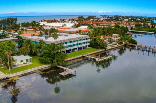 Photo 20 - Anna Maria Island Beach Palms 2B