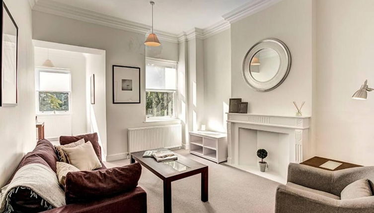 Photo 1 - Spacious 2 Double Bedroom Apartment Kensington