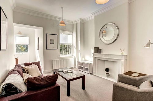 Photo 1 - Spacious 2 Double Bedroom Apartment Kensington