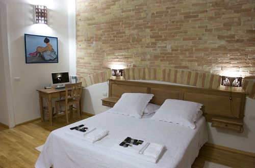 Photo 12 - Castelletto Suites