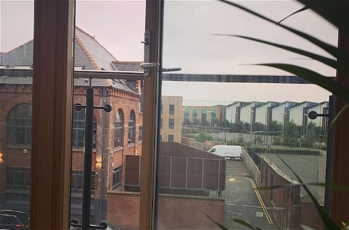 Photo 28 - Modern Deluxe Leeds City Apt Balcony View