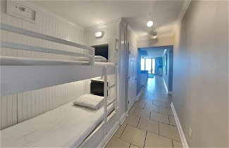 Foto 3 - Emerald Beach Resort by Southern Vacation Rentals