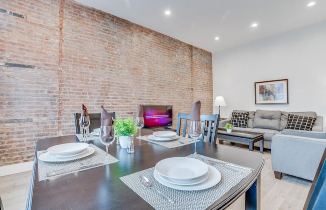 Central Belmont Residences - Photo 1