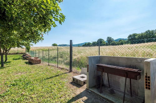 Photo 26 - Secluded Apartment in Pennabili With Whirlpool