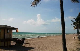 Photo 1 - Hollywood Beach Resort-one Bedroom Sleeps 6