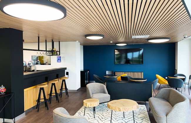 All Suites Appart Hôtel | Palaiseau - Massy TGV - Foto 4