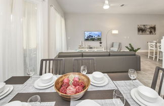 Photo 2 - Amazing New 5 Bedroom 4.5 Bathroom TownHome with Pvt Pool and Amenities Included