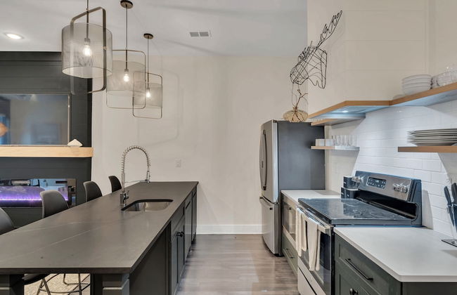 The Grove by AvantStay – Stylish Group Stay with Private Bathrooms - Foto 32