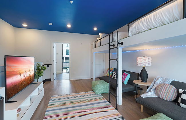 The Grove by AvantStay – Stylish Group Stay with Private Bathrooms - Foto 41