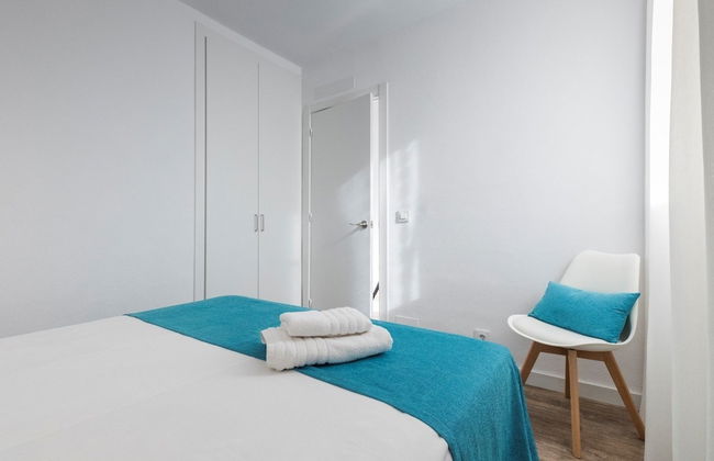 Apartamentos Playa de Canutells - Foto 6