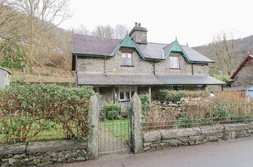 Foto 10 - Lovely 2-bed Cottage in Blaenau Ffestiniog