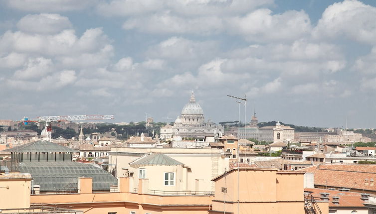 Photo 1 - Rental in Rome Trevi Luxury Penthouse