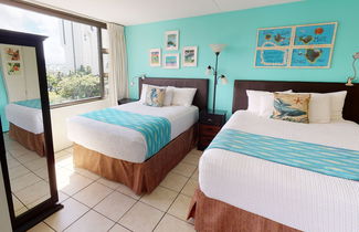 Foto 3 - Deluxe Condo Near Waikiki Beach - Free Parking by Koko Resort Vacation Rentals