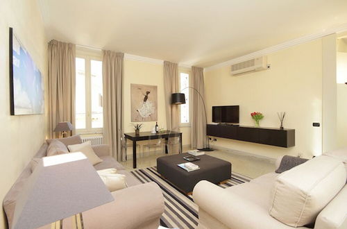 Photo 14 - Crispi Luxury Apartments - My Extra Home