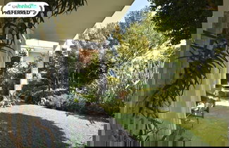 Foto 1 - Chalet by Lake Maggiore With Garden Views