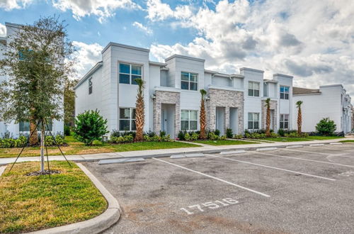 Photo 18 - Pleasant Townhome With Private Pool Near Disney