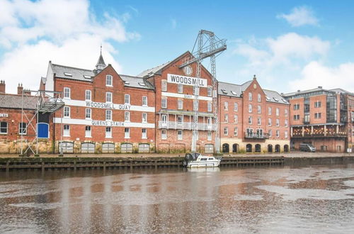 Photo 23 - Cosy Riverside Apartment - Woodsmill Quay Free Parking